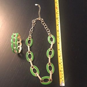 Necklace and bracelet set